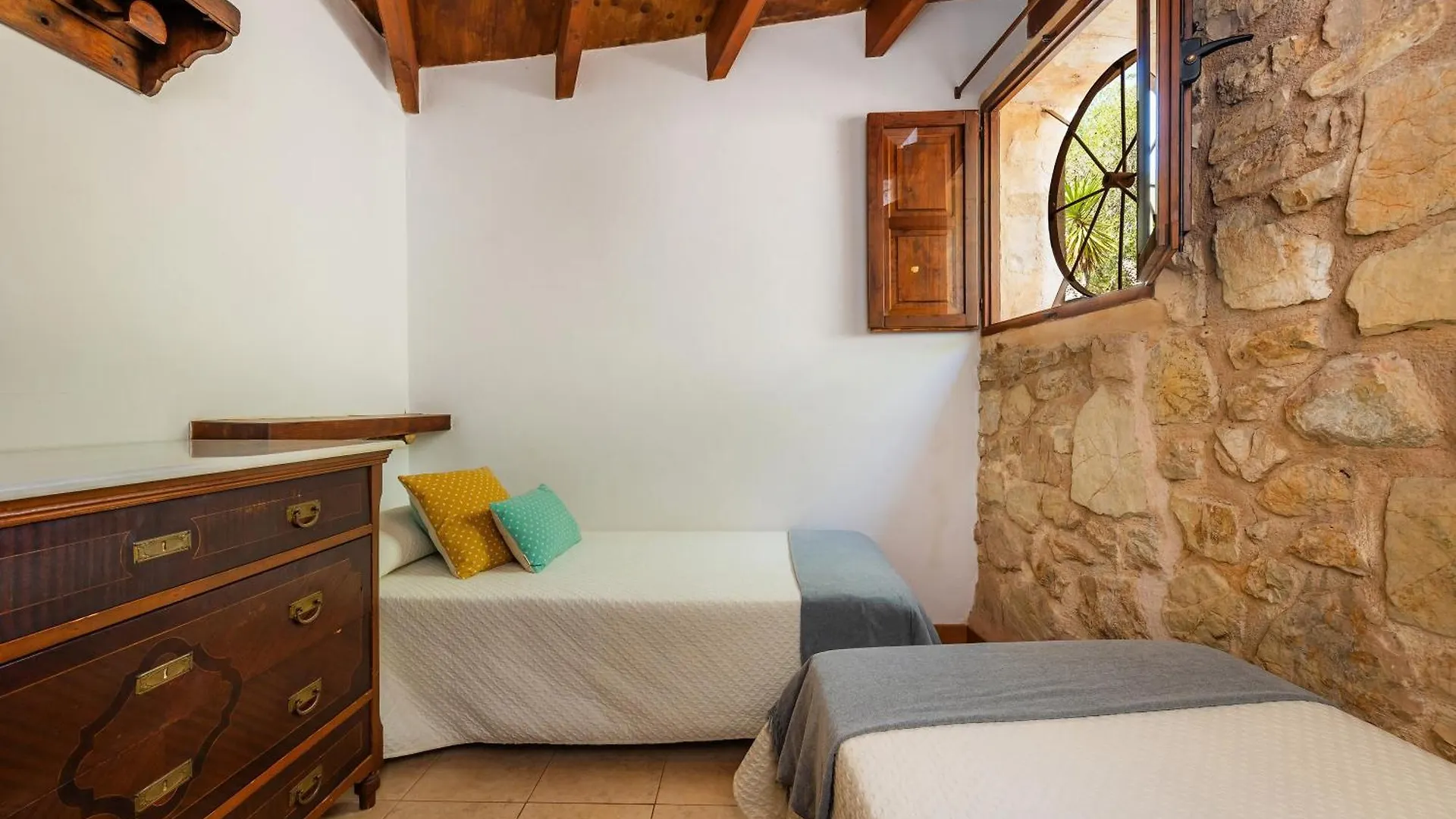 Holiday home Es Colomer Petra